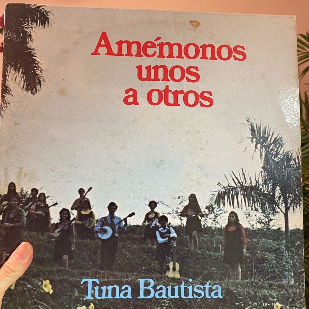 Amémonos Unos A Otros tuna Bautista
